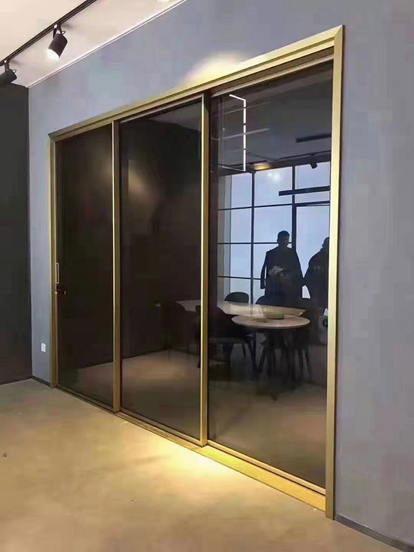 极简推拉门
